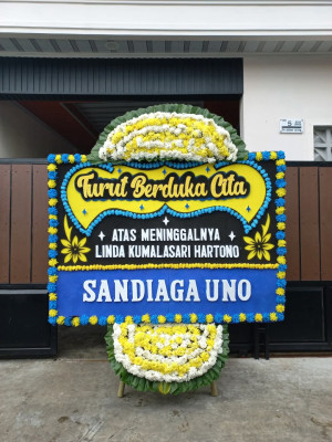 Papan Bunga Duka di Aru Tengah